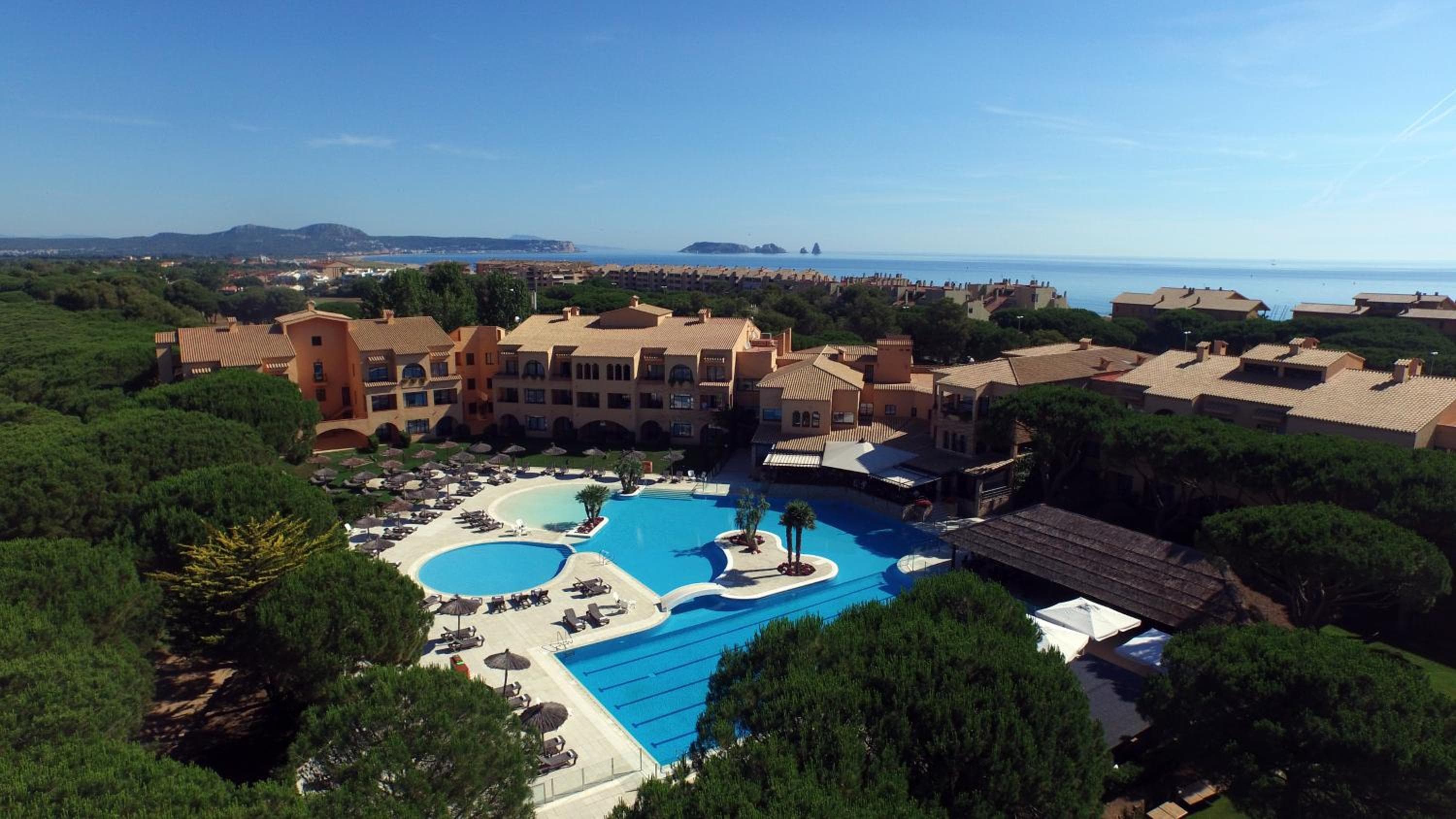 La Costa Hotel Golf & Beach Resort, wedding venue in Pals, Spain