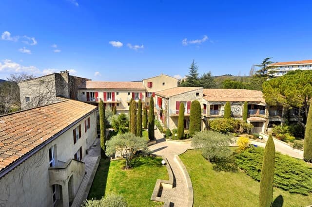 La Cremaillere: destination wedding venue in 04800 Gréoux-les-Bains, France