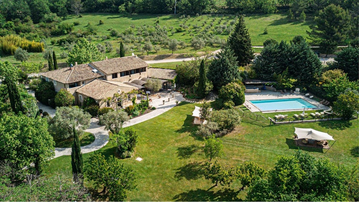 La Fenière — destination wedding venue in 84160 Cadenet, France