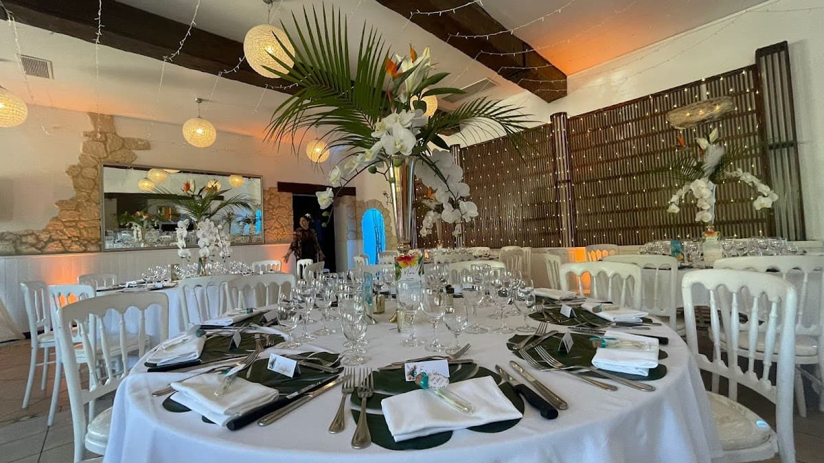 La Ferme Aux Saules: destination wedding venue in 95180 Menucourt, France