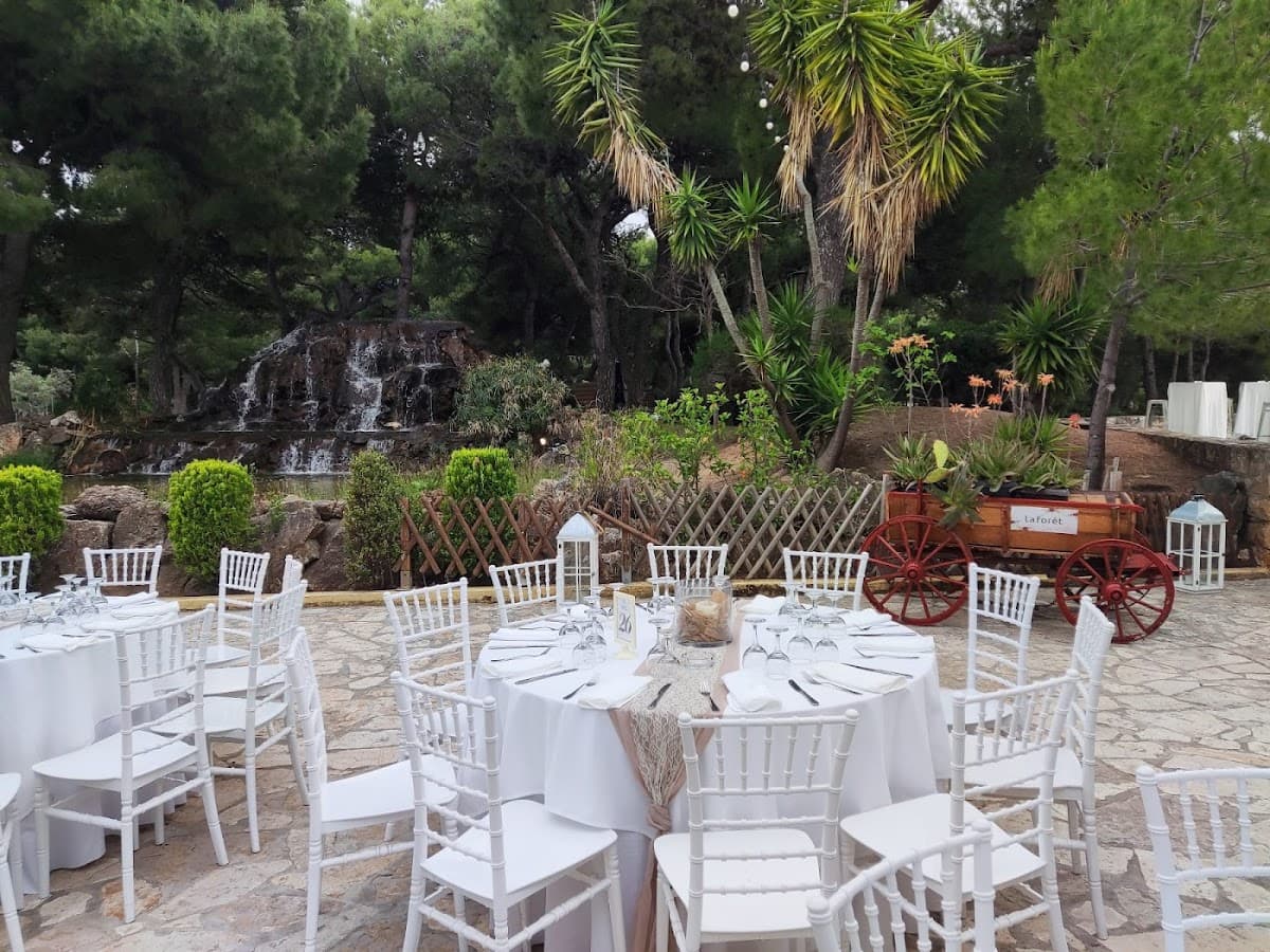 Κτήμα δεξιώσεων la Foret Country Resort: destination wedding venue in Rafina 190 09, Greece