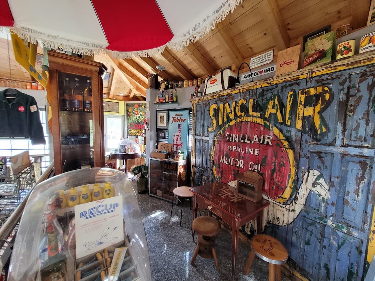 La Maison des Résistants - Bistrot - Cave - Traiteur - Brocante - Lieu de réception: destination wedding venue in 1955 Chamoson, Switzerland
