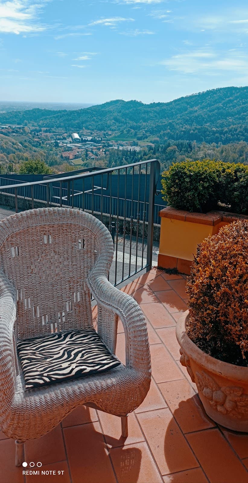 La Marina RistHotel: destination wedding venue in 24030 Pontida BG, Italy
