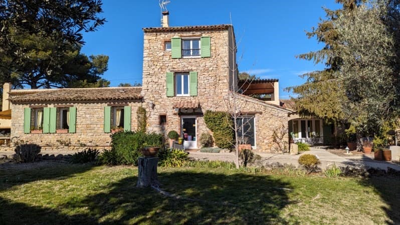 La Vieille Bastide: destination wedding venue in 83780 Flayosc, France