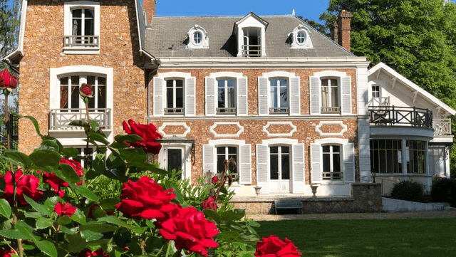 La villa rochette: destination wedding venue in 91470 Forges-les-Bains, France