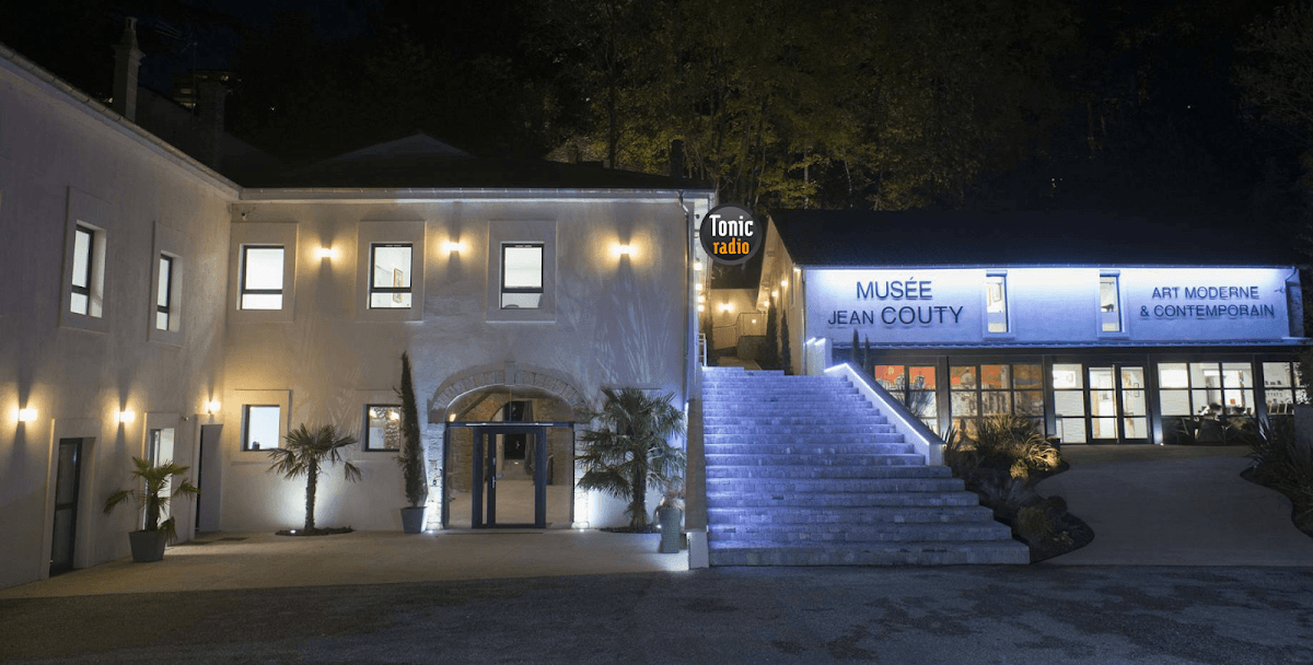 Le Domaine De L'île Barbe: destination wedding venue in 69009 Lyon, France