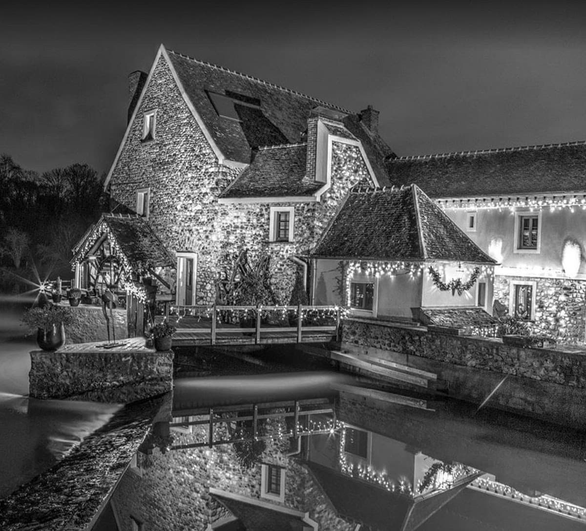 Le Moulin de Jarcy: destination wedding venue in 91480 Varennes-Jarcy, France