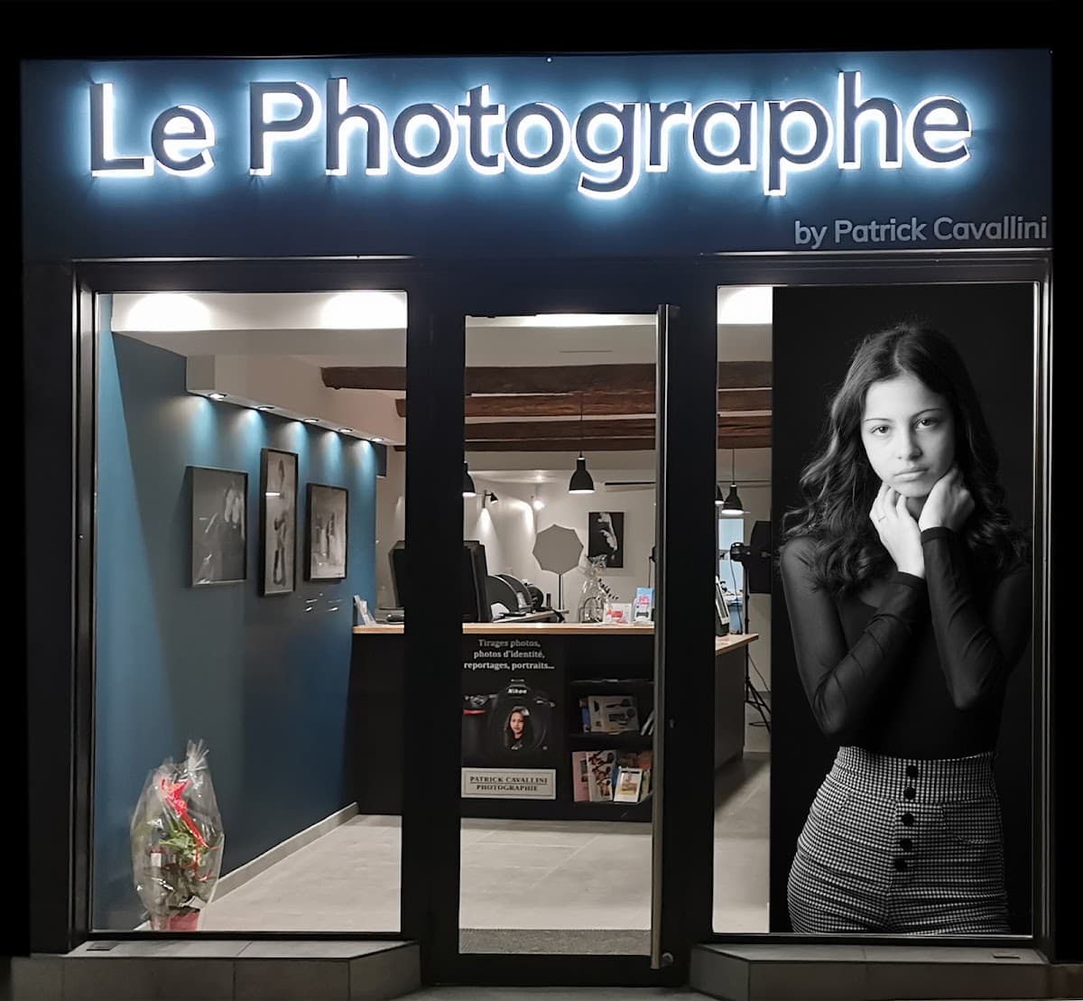 LE PHOTOGRAPHE Patrick Cavallini — destination wedding venue in 13560 Sénas, France