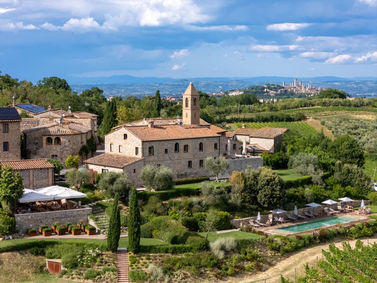 Locanda dei Logi: destination wedding venue in 53037 San Gimignano SI, Italy