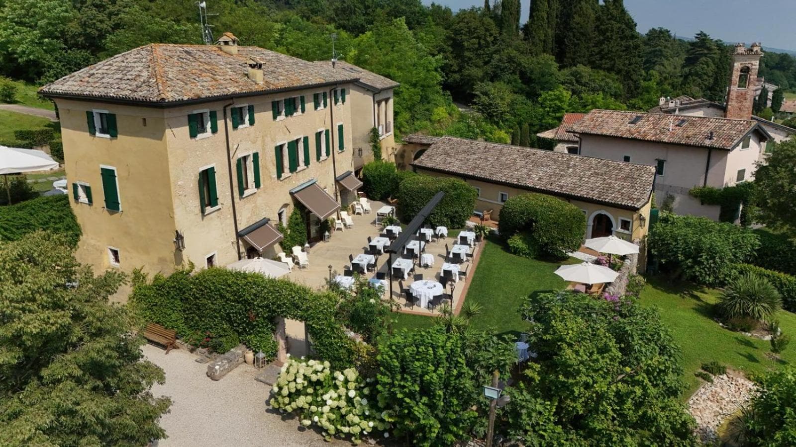 Locanda San Verolo, wedding venue in 37010 Costermano sul Garda VR, Italy