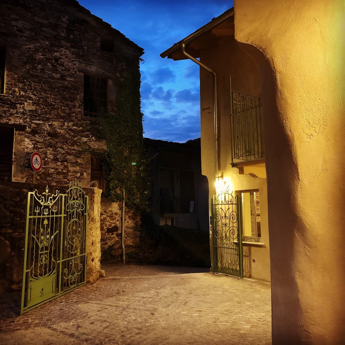 Locanda Via Priula - Wine Bar Bistrot & Rooms — destination wedding venue in 23017 Morbegno SO, Italy