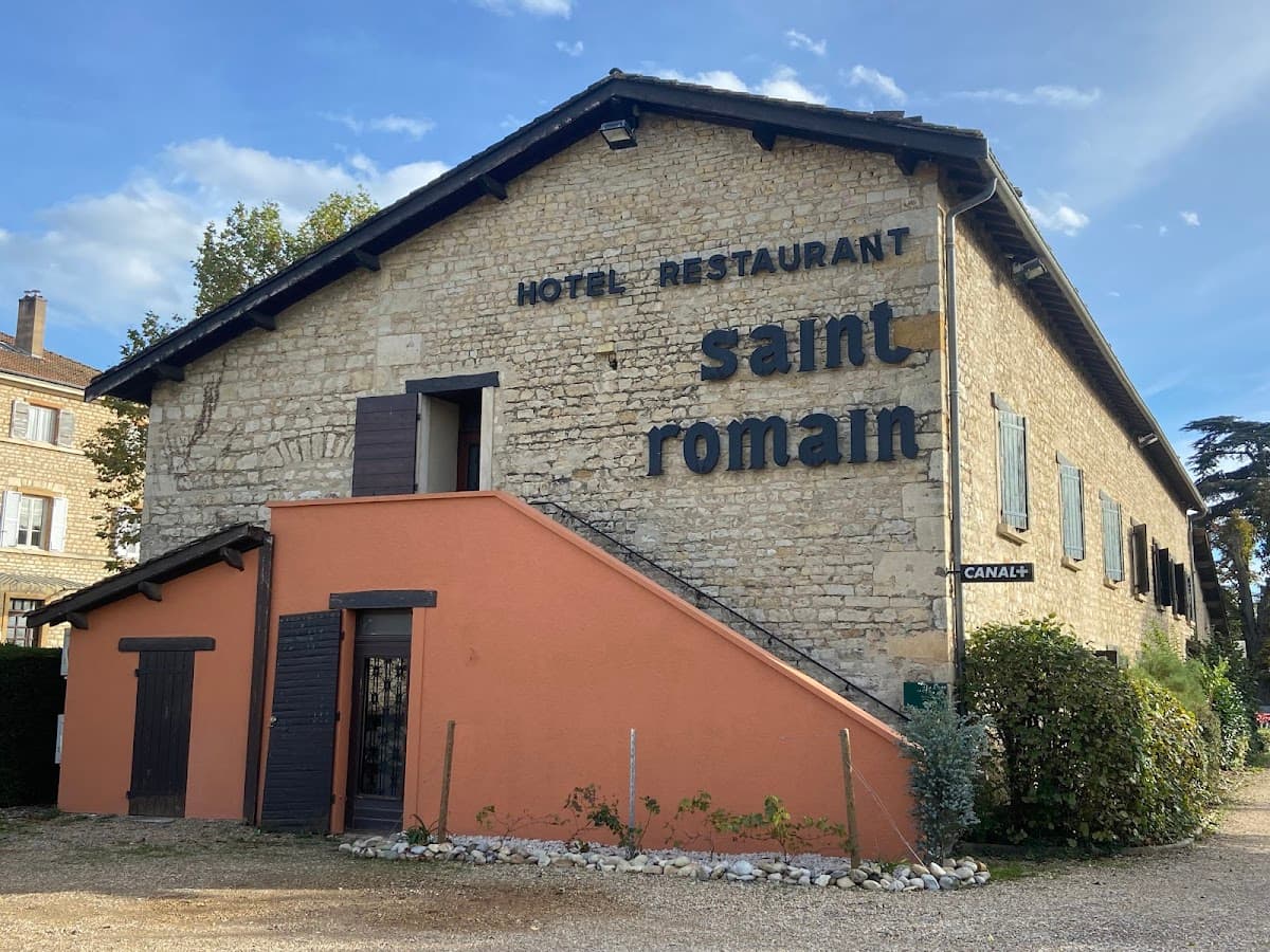 Logis Hôtel - Restaurant Saint-Romain: destination wedding venue in 69480 Anse, France