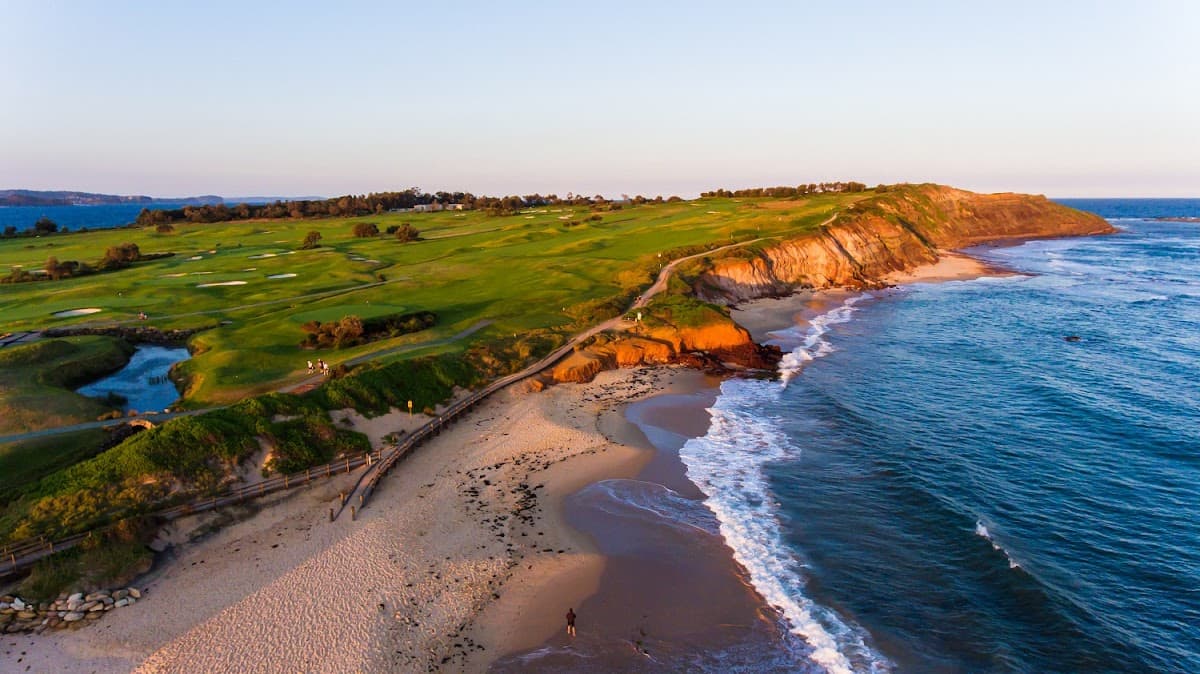 Long Reef Golf Club — destination wedding venue in Collaroy NSW 2097, Australia