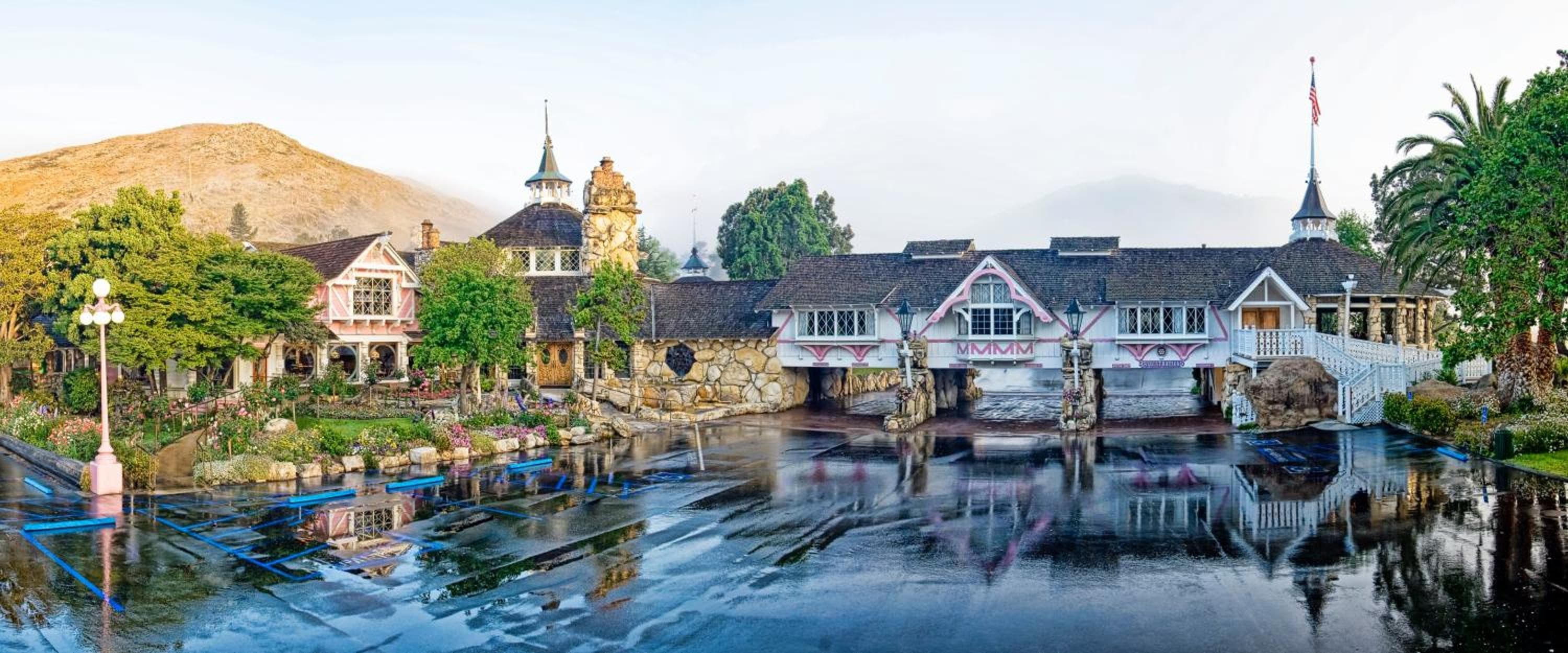 Madonna Inn, wedding venue in San Luis Obispo, United States