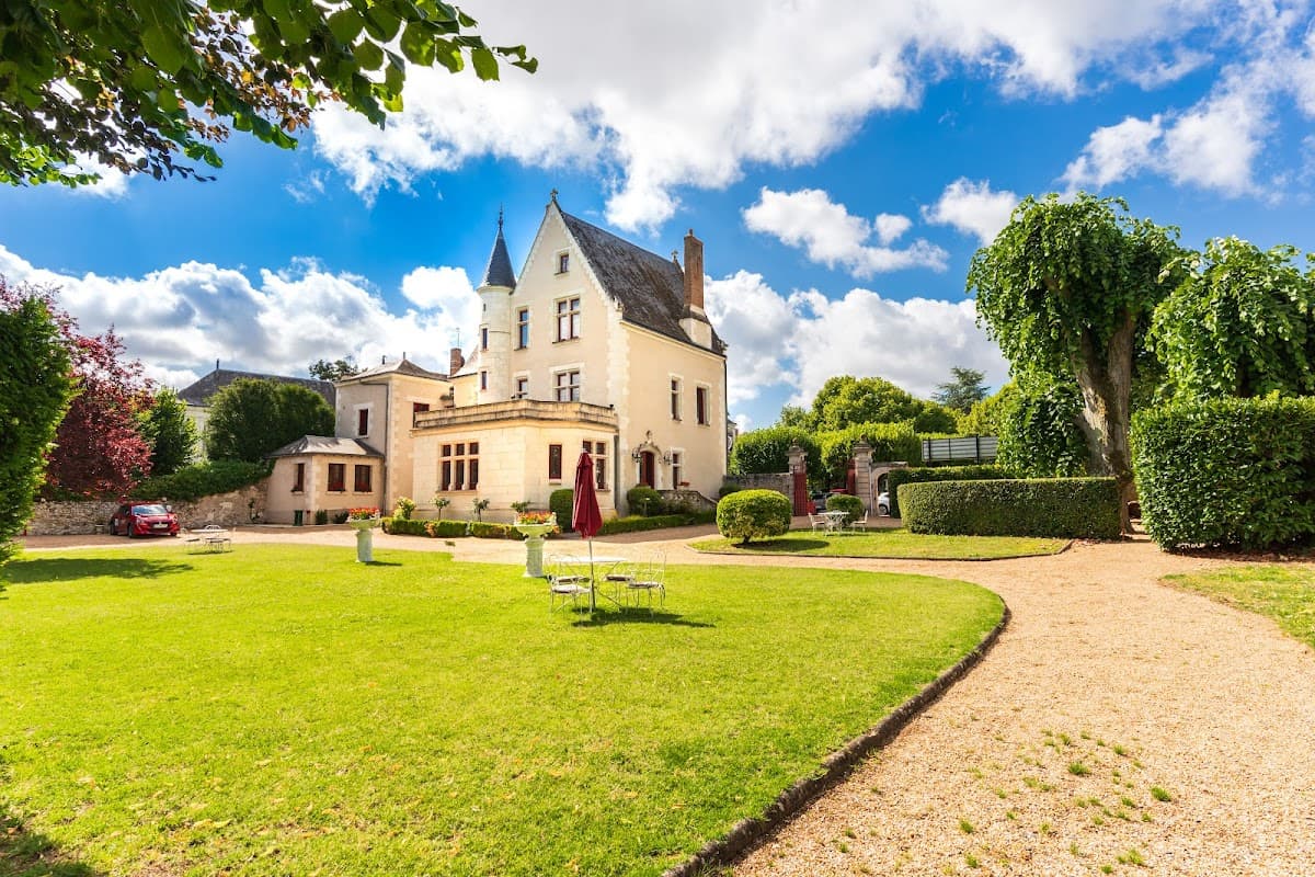 Manoir Saint Thomas: destination wedding venue in 37400 Amboise, France