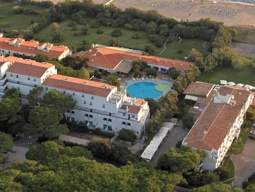Marina Club Hotel, wedding venue in Baia Domizia, Italy