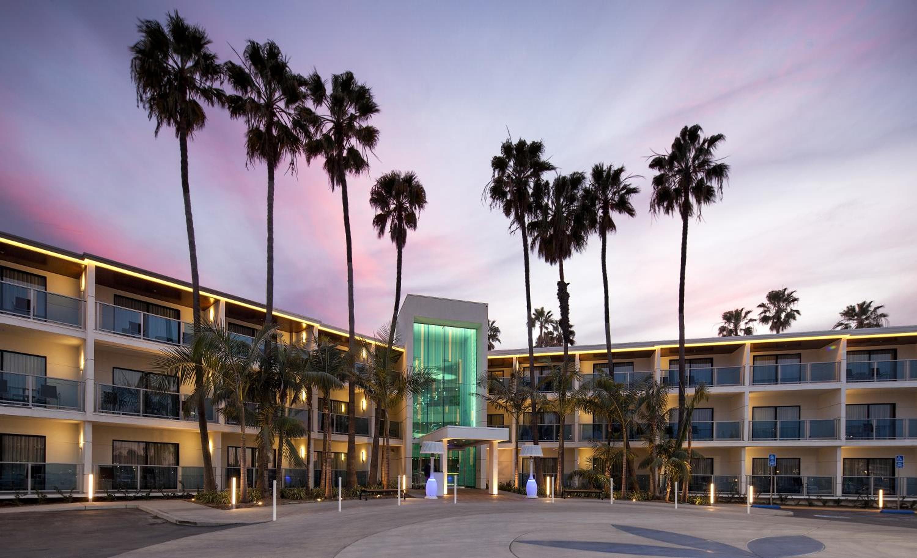 Marina del Rey Hotel, wedding venue in Marina del Rey, United States