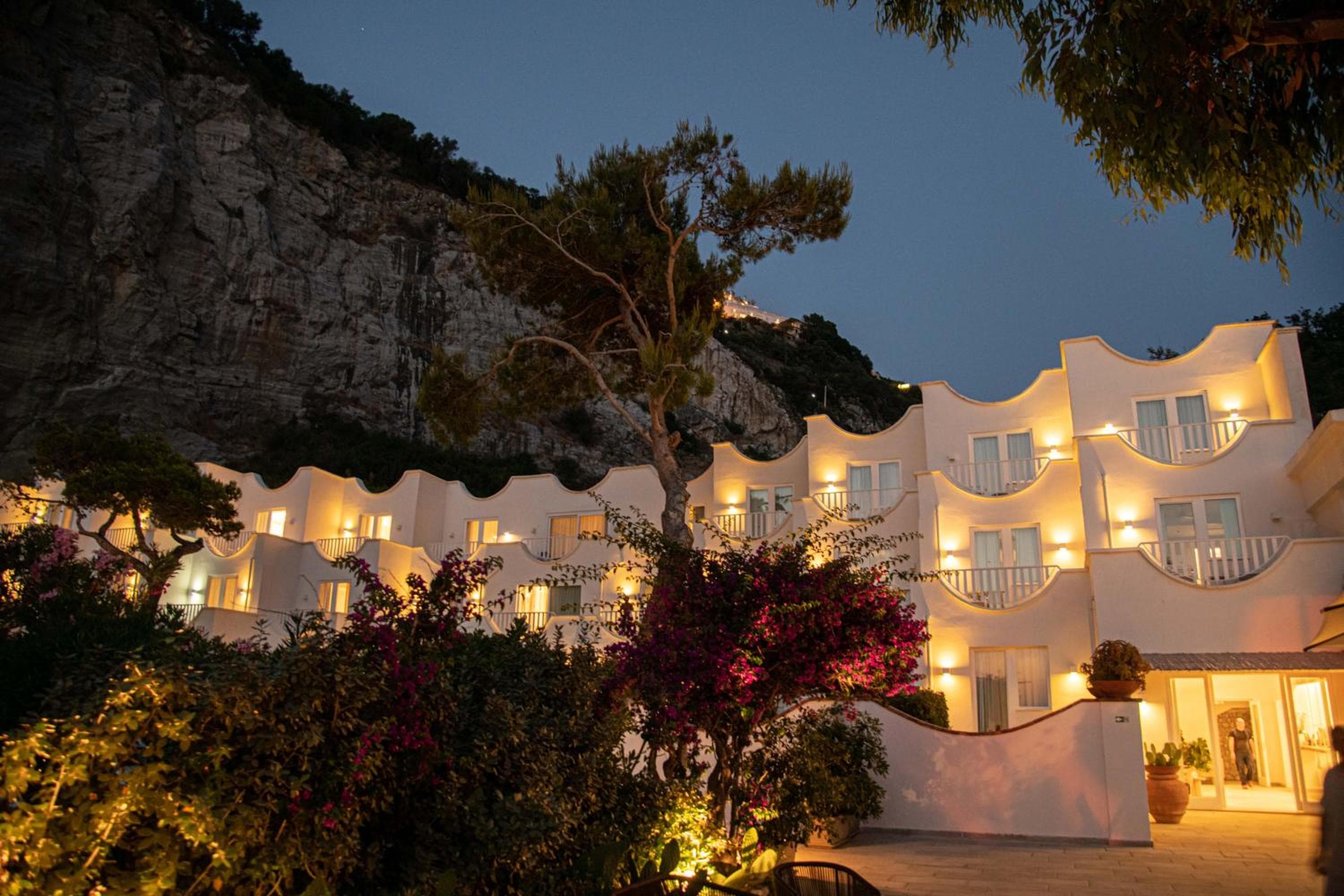 Maya Beach Resort, wedding venue in 80061 Massa Lubrense NA, Italy
