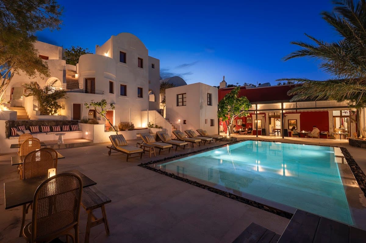 Meroviglia Boutique Hotel: destination wedding venue in Imerovigli 847 00, Greece