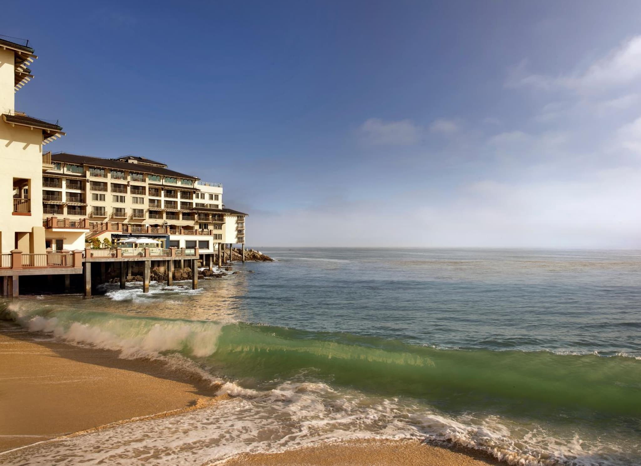 Monterey Plaza Hotel & Spa, wedding venue in CA 93940, USA