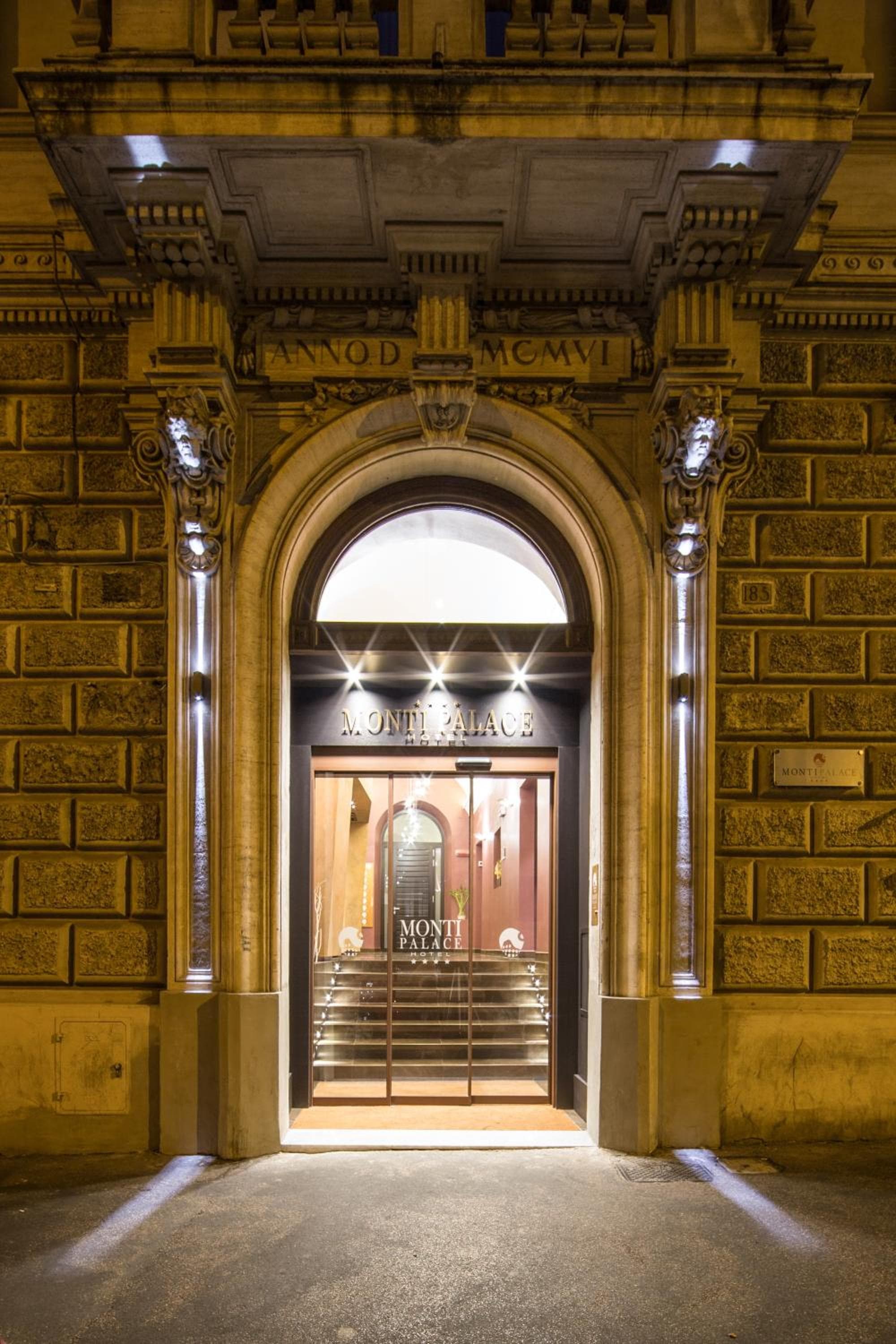 Monti Palace Hotel, wedding venue in Roma, Italy