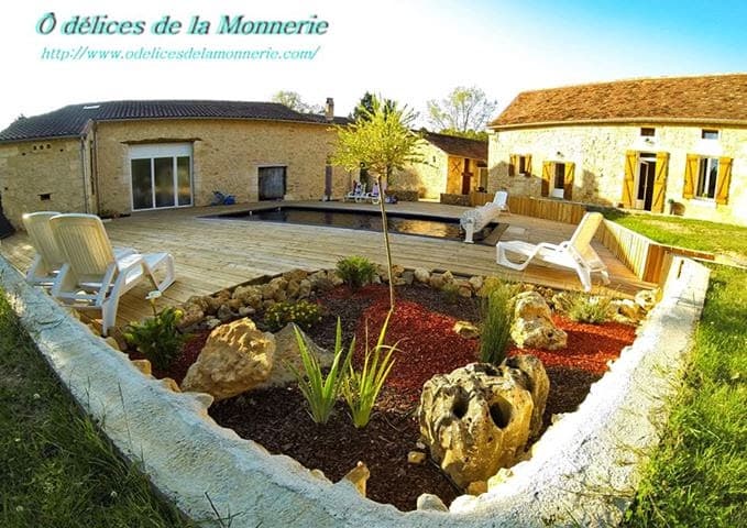 O Délices de la Monnerie: destination wedding venue in 24400 Bourgnac, France