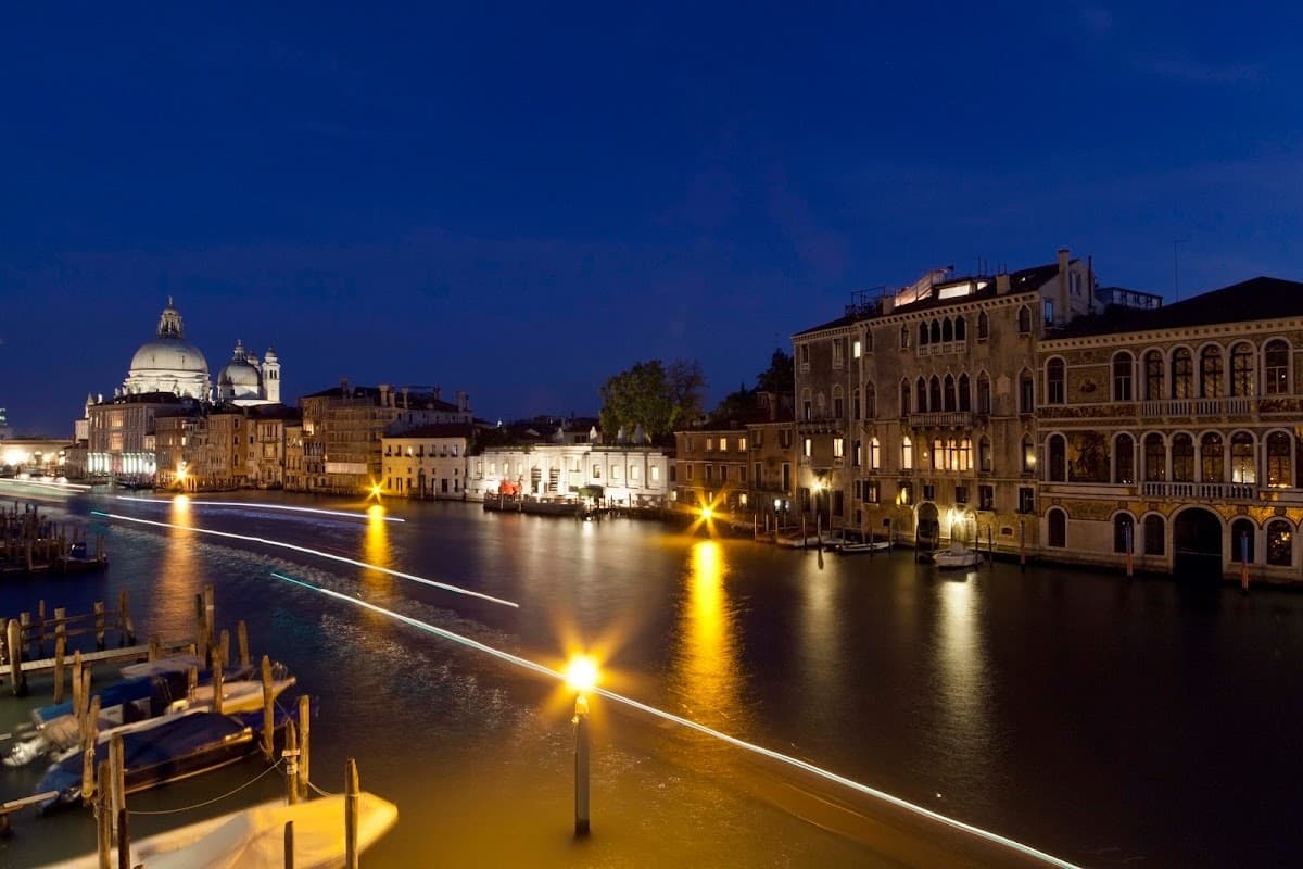 Palazzetto Pisani Grand Canal: destination wedding venue in 30124 Venezia VE, Italy