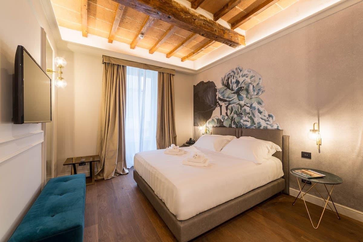 Palazzo 42 - boutique hotel & suites - Hotel 4 Stelle Pistoia: destination wedding venue in 51100 Pistoia PT, Italy