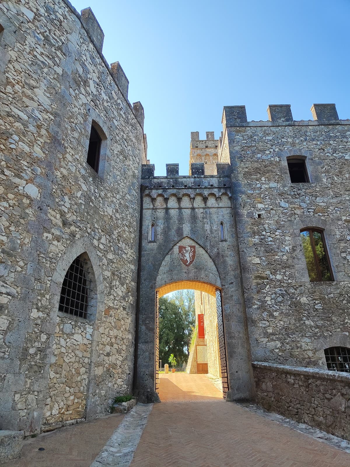 Palazzo al Piano: destination wedding venue in Sovicille, Italy