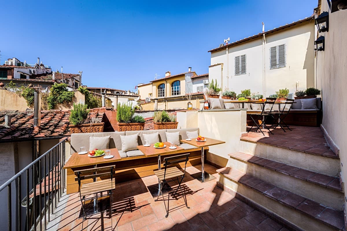 Palazzo Roselli Cecconi: destination wedding venue in 50122 Firenze FI, Italy