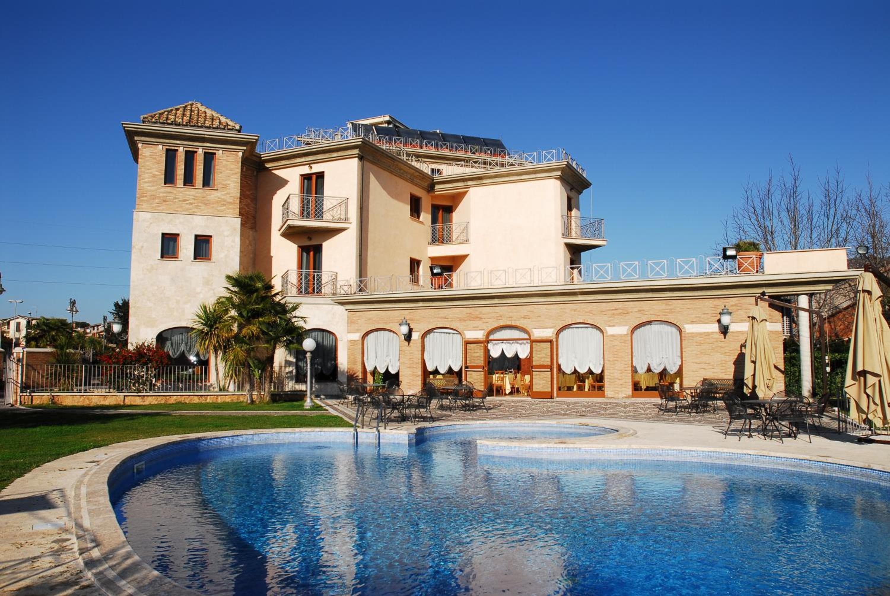 Park Hotel Imperatore Adriano, wedding venue in Tivoli, Italy