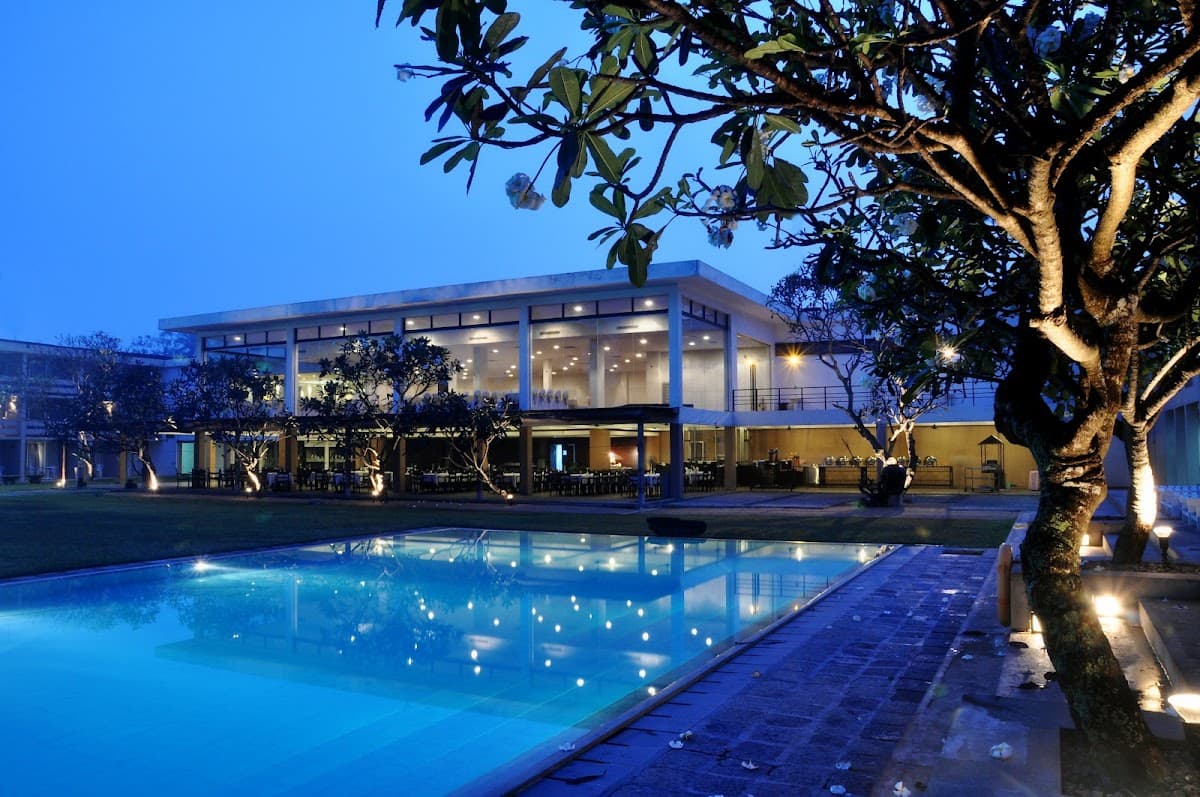 Pegasus Reef Hotel: destination wedding venue in Wattala, Sri Lanka