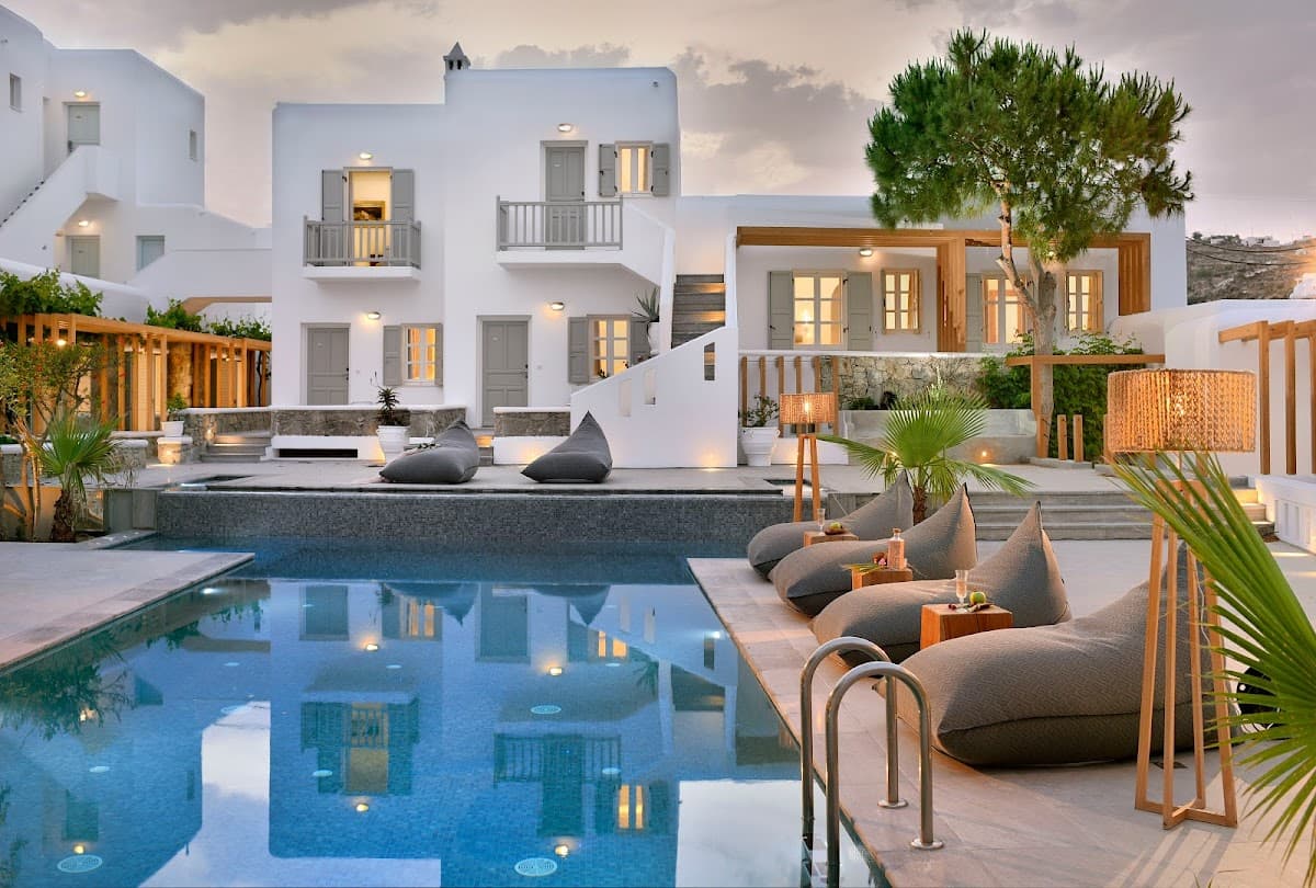 Petinos Hotel: destination wedding venue in Platis Gialos 846 00, Greece
