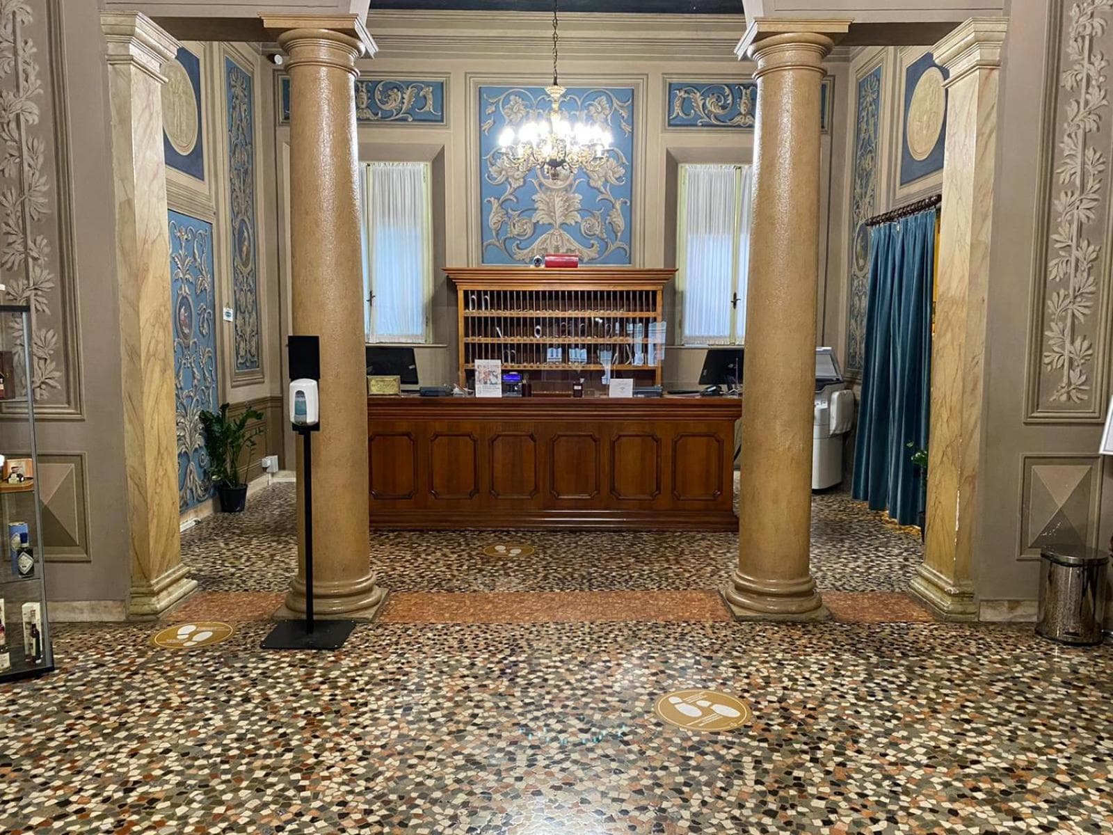 Phi Hotel Canalgrande, wedding venue in Modena, Italy