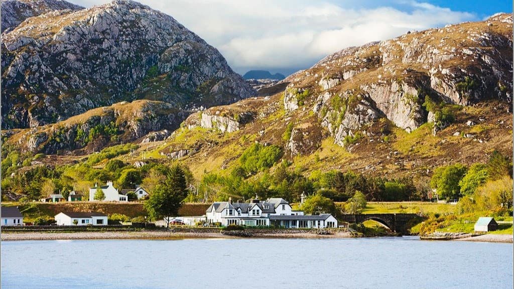 Pool House WW2 Headquarters & Cafè: destination wedding venue in Achnasheen IV22 2LD, UK