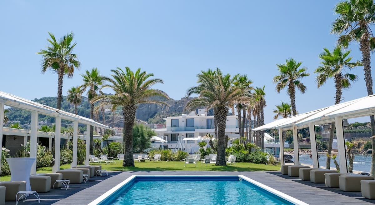 PUNTA ROMANA Location Matrimoni Eventi sul mare Bacoli: destination wedding venue in 80070 Bacoli NA, Italy