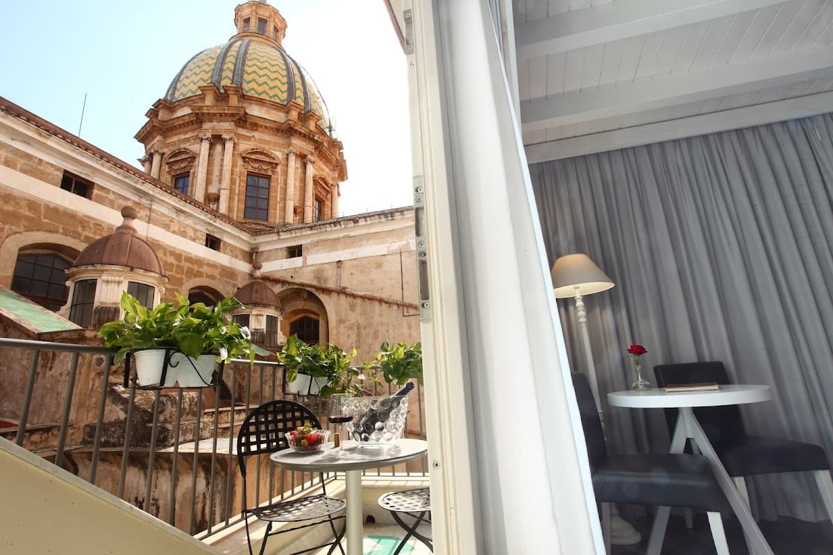 Quintocanto Hotel & Spa: destination wedding venue in 90134 Palermo PA, Italy
