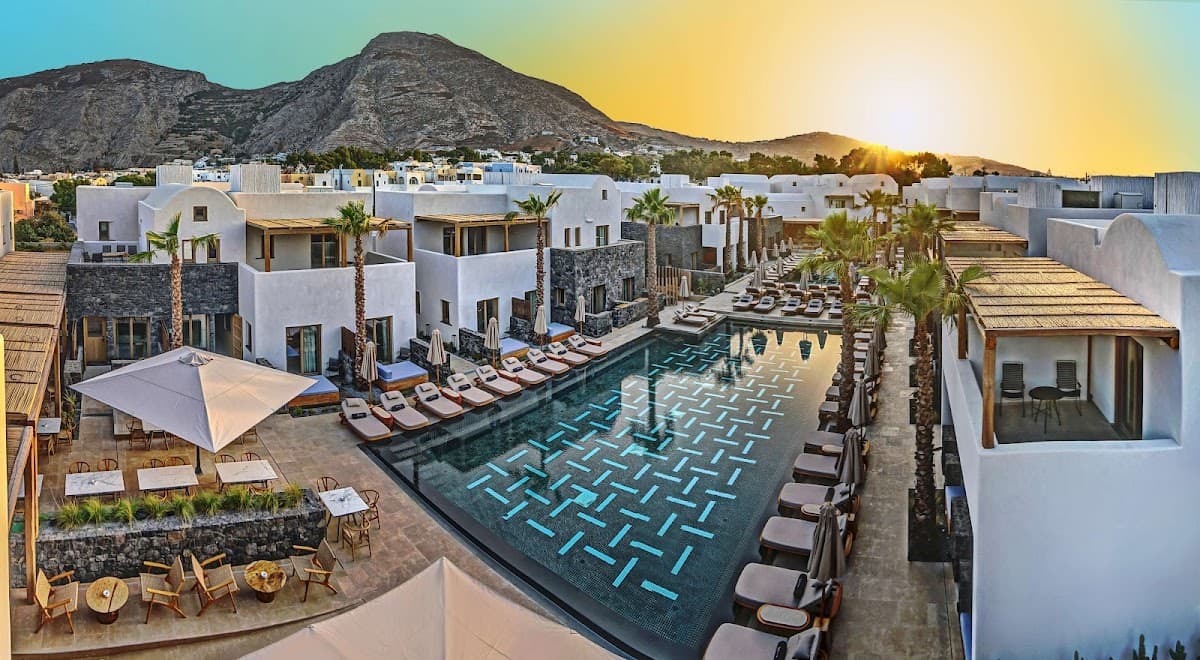 Radisson Blu Zaffron Resort: destination wedding venue in Santorini 847 00, Greece