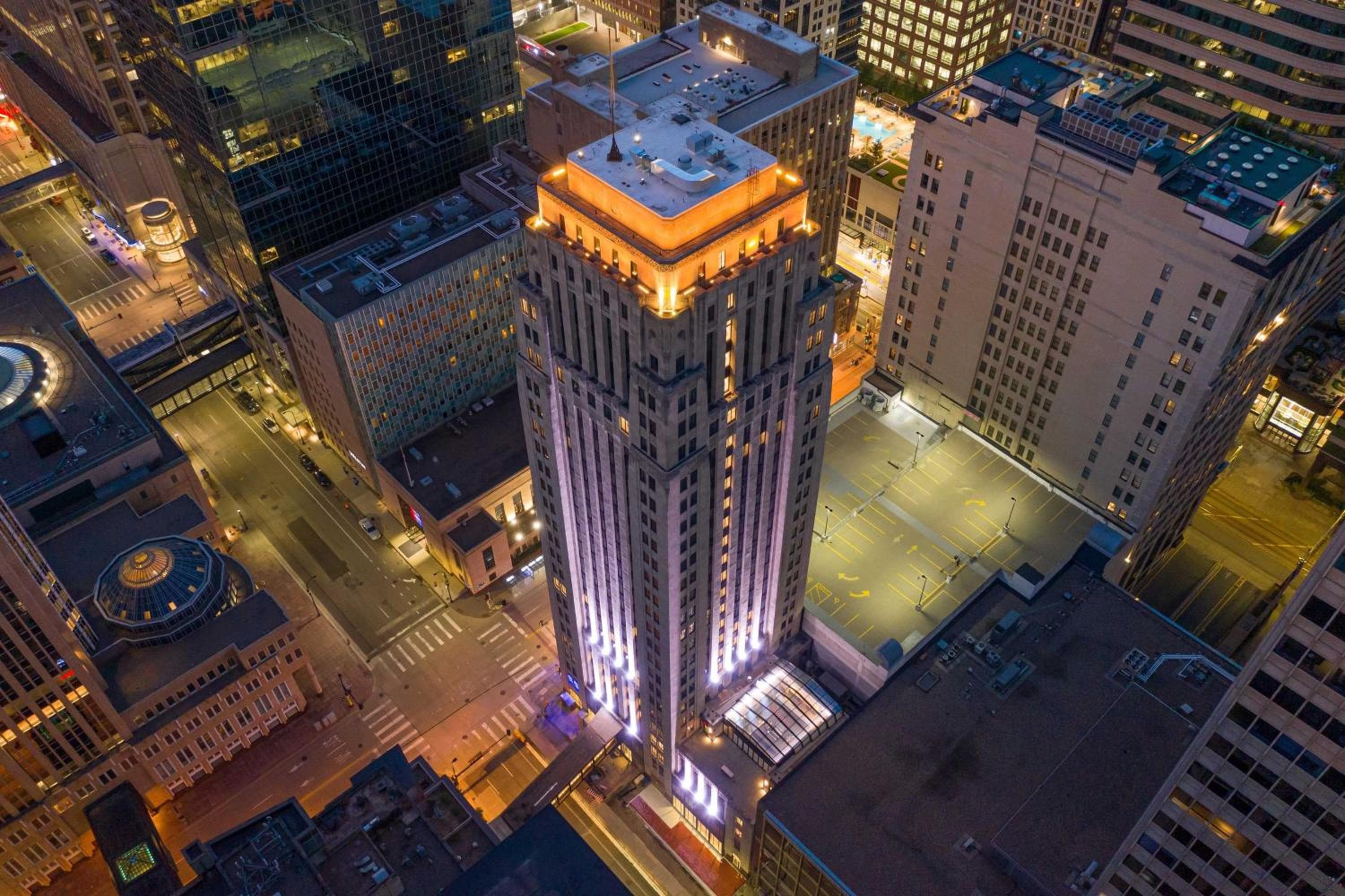 Rand Tower Hotel, Minneapolis, a Tribute Portfolio Hotel, wedding venue in Minneapolis, United States