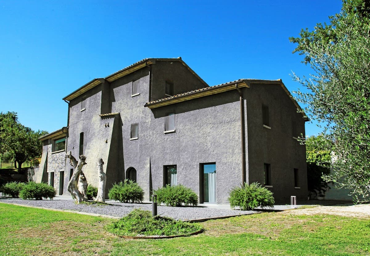 Rara Factory Design House: destination wedding venue in Orvieto, Italy
