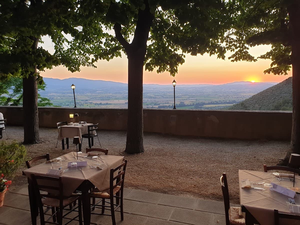 Relais Borgo Campello — destination wedding venue in 06042 Campello sul Clitunno PG, Italy