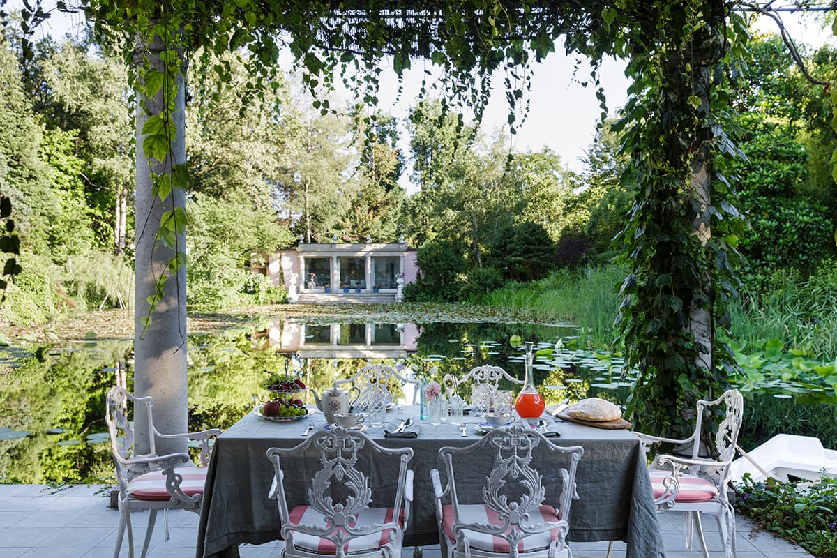 Relais La Foleia - Luxury Villas With Private Lake: destination wedding venue in Revislate, Italy