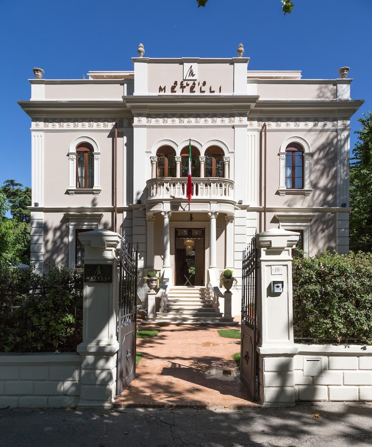 Relais Metelli — destination wedding venue in 06034 Foligno PG, Italy