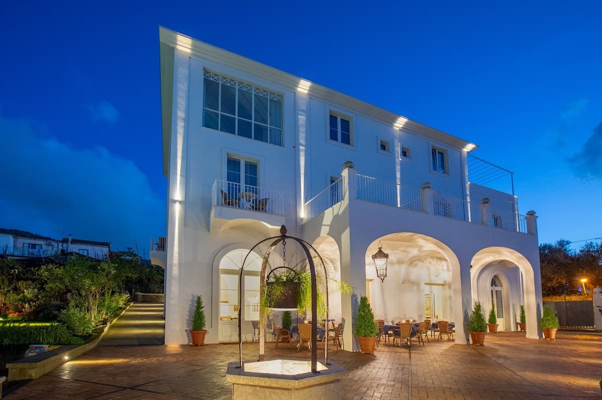 Relais Palazzo del Barone: destination wedding venue in 80061 Massa Lubrense NA, Italy