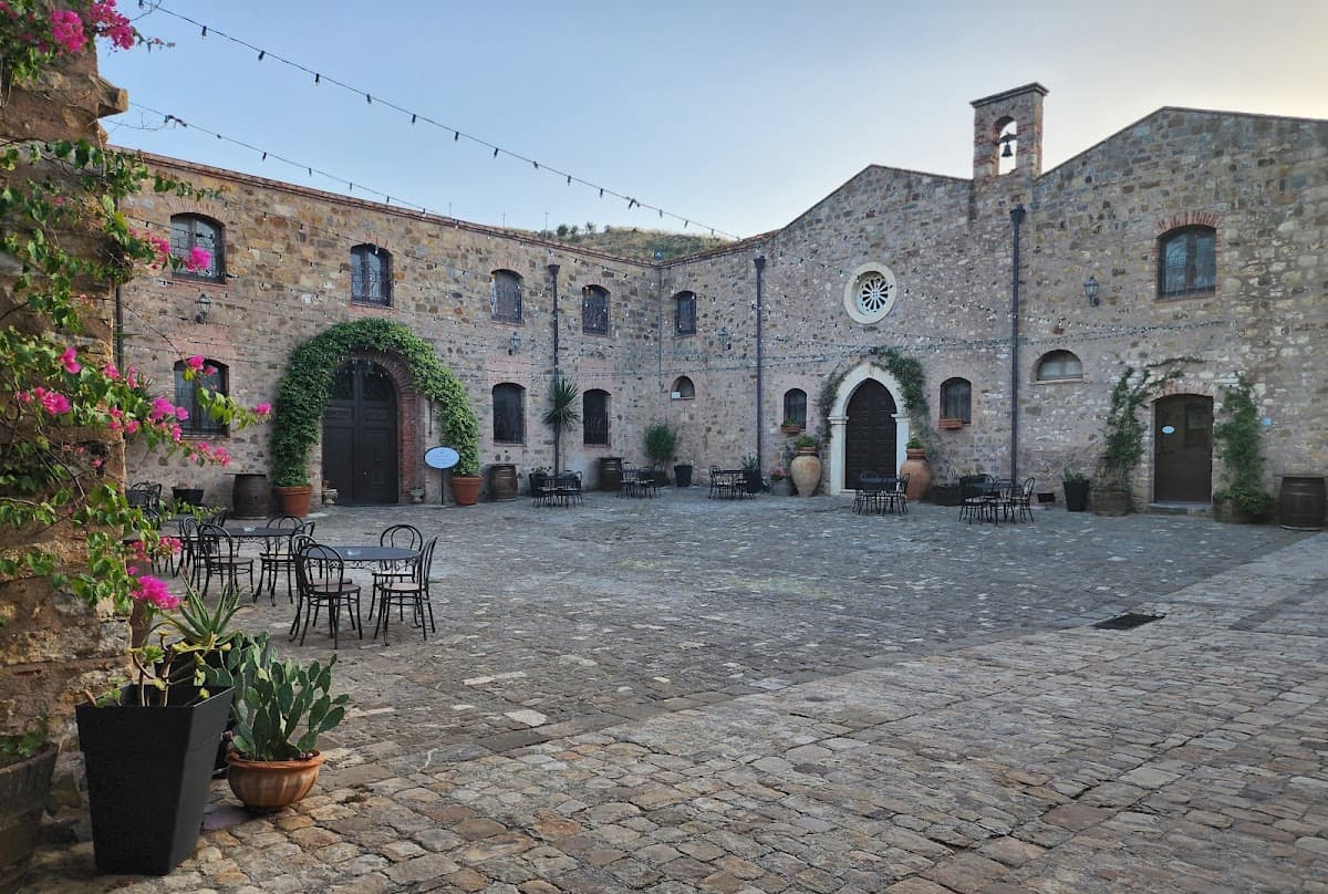 Relais Santa Anastasia: destination wedding venue in Castelbuono, Italy
