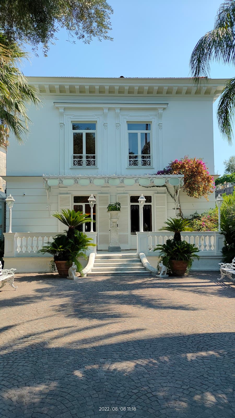 Relais Villa Savarese: destination wedding venue in 80065 Sant'Agnello NA, Italy
