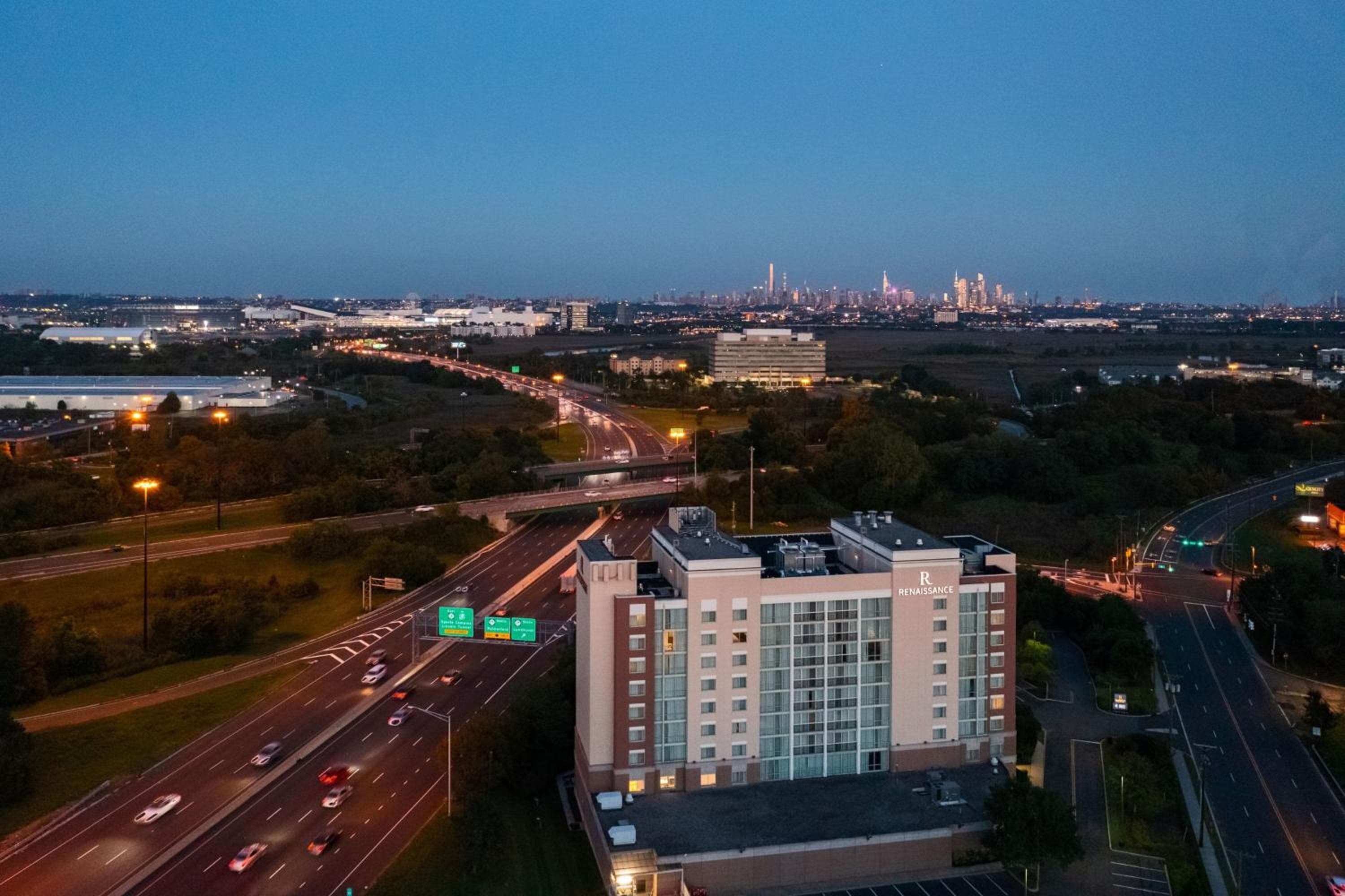 Renaissance Meadowlands Hotel, wedding venue in Rutherford, United States