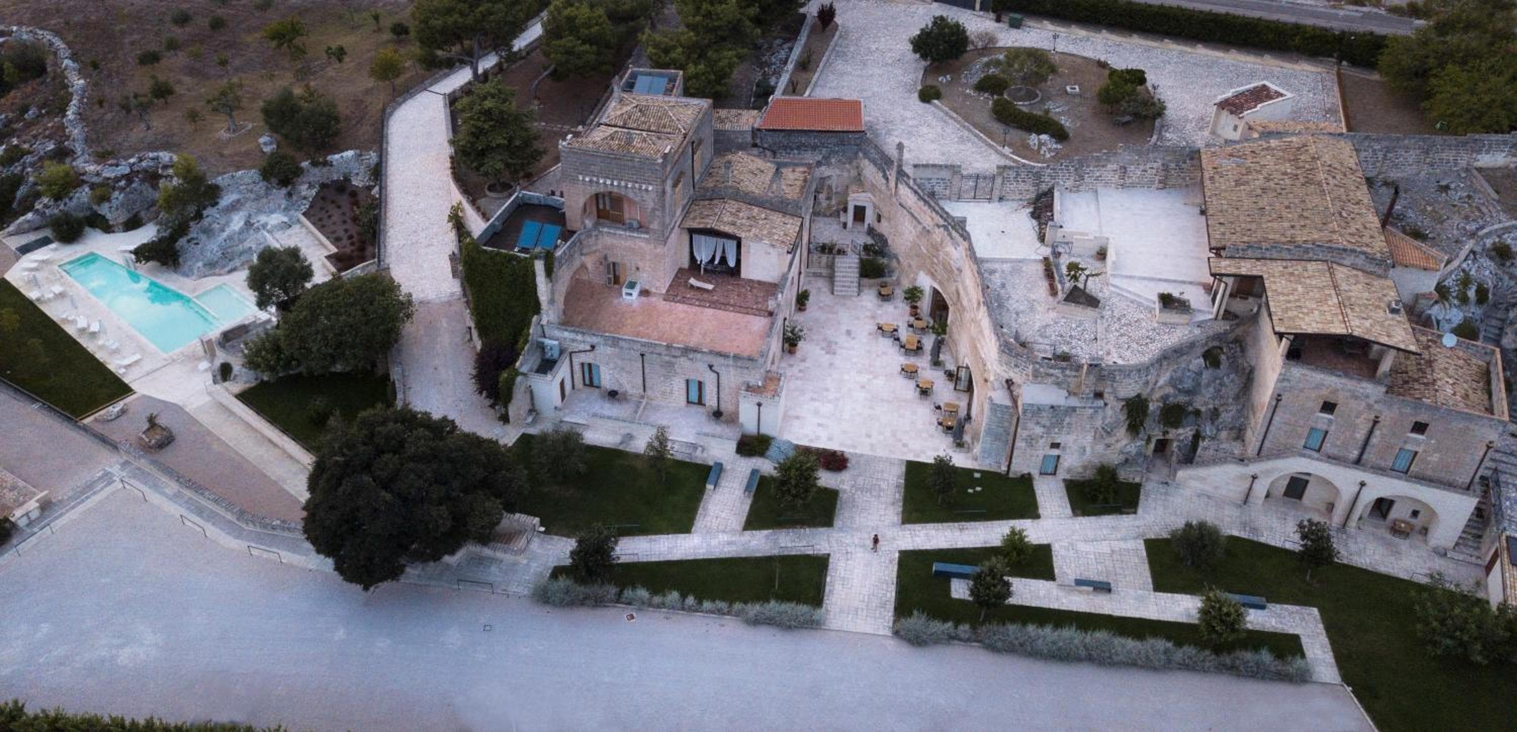 Residence Masseria Santa Lucia, wedding venue in Matera, Italy