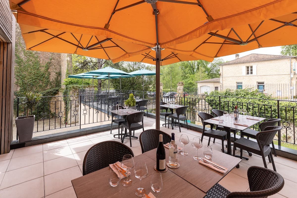 Restaurant des Augustins — destination wedding venue in 24220 Saint-Cyprien, France