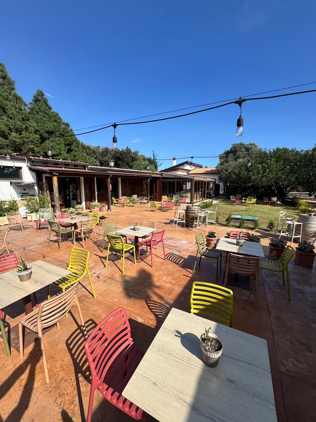 Ristorante Giardino Sa Mariga: destination wedding venue in Assemini CA, Italy